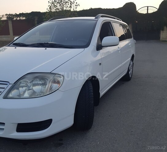 Toyota Corolla 2006, 197,000 km - 1.4 l - Gəncə
