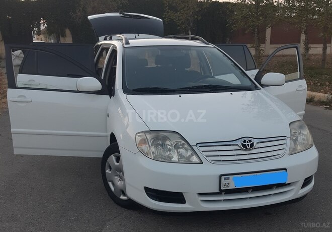Toyota Corolla 2006, 197,000 km - 1.4 l - Gəncə