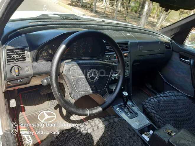 Mercedes C 220 1995, 410,310 km - 2.2 l - Sumqayıt