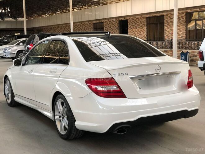 Mercedes C 250 2013, 159,000 km - 1.8 l - Gəncə