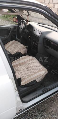 Opel Vectra 1995, 346,933 km - 2.0 l - Qusar