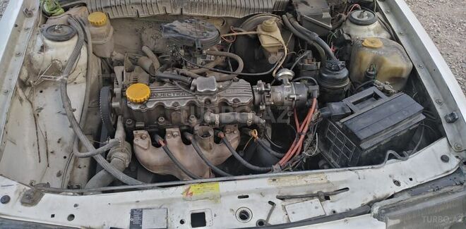 Opel Vectra 1995, 346,933 km - 2.0 l - Qusar