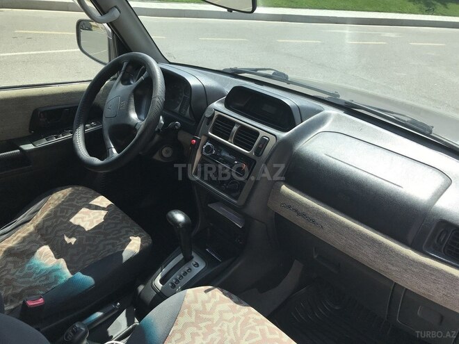 Mitsubishi Pajero io 1998, 290,000 km - 1.8 л - Bakı