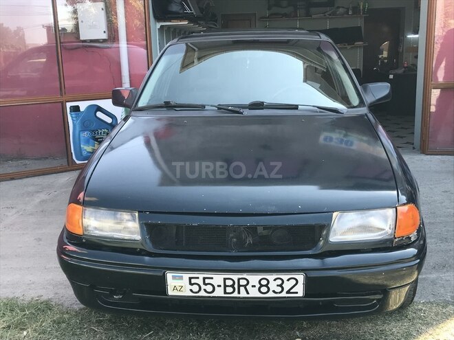 Opel Astra 1994, 413,000 km - 1.6 л - Zaqatala