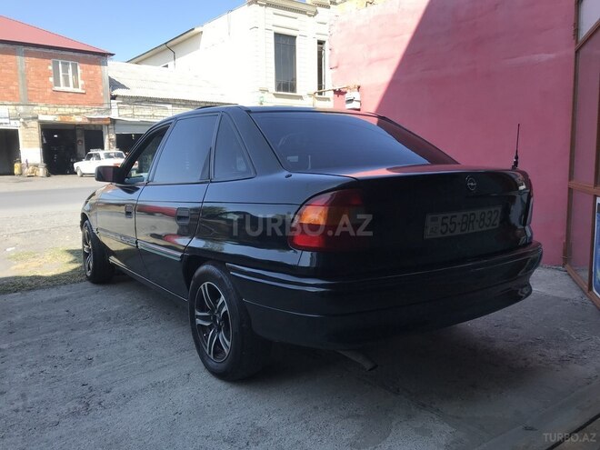 Opel Astra 1994, 413,000 km - 1.6 л - Zaqatala