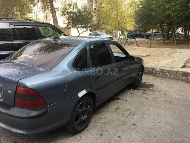 Opel Vectra 1996, 350,335 km - 1.6 l - Bakı