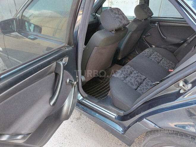 Mercedes C 180 1998, 399,999 km - 1.8 л - Bakı