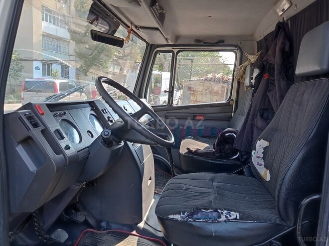 Mercedes 711 D 1993, 740,000 km - 4.0 l - Sumqayıt