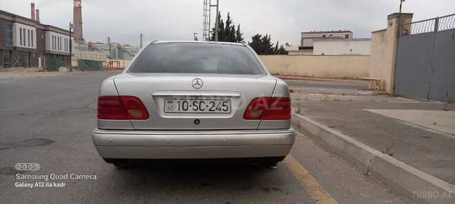 Mercedes E 230 1997, 296,000 km - 2.3 l - Bakı