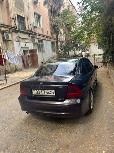 Opel Vectra 2000, 420,000 km - 2.0 l - Bakı