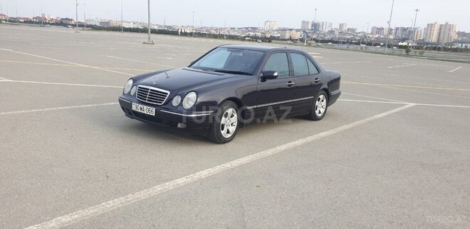 Mercedes E 240 2001, 350,000 km - 2.6 l - Bakı