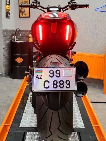 Ducati  2015, 23,700 km - 1.2 л - Bakı