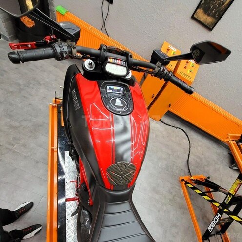 Ducati  2015, 23,700 km - 1.2 л - Bakı