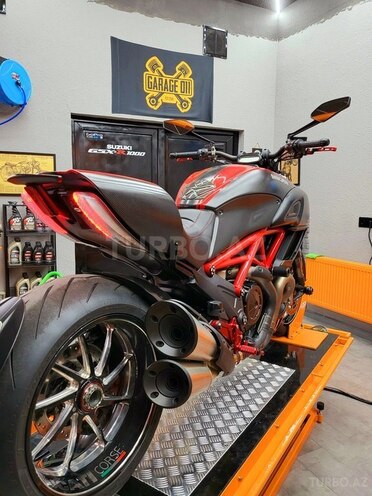Ducati  2015, 23,700 km - 1.2 л - Bakı