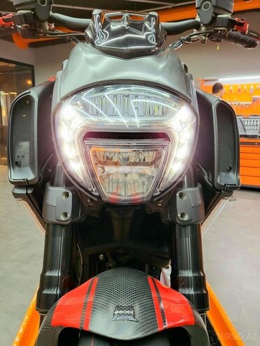Ducati  2015, 23,700 km - 1.2 л - Bakı
