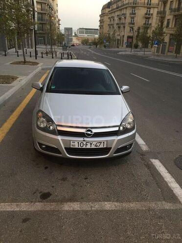 Opel Astra 2005, 220,000 km - 1.4 л - Bakı