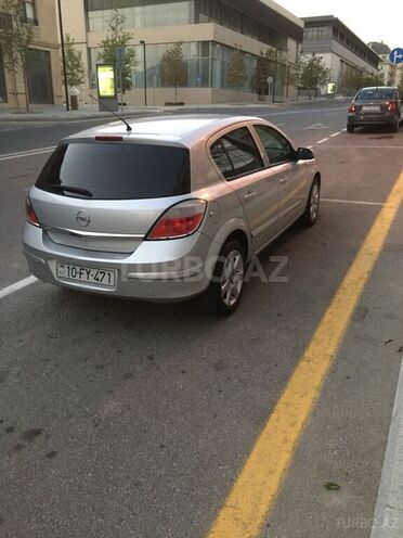 Opel Astra 2005, 220,000 km - 1.4 л - Bakı