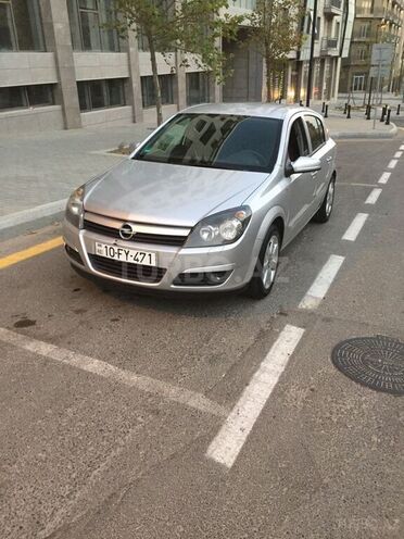 Opel Astra 2005, 220,000 km - 1.4 л - Bakı