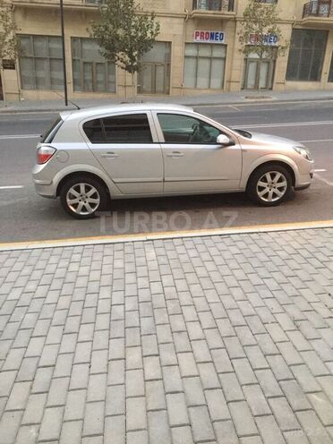 Opel Astra 2005, 220,000 km - 1.4 л - Bakı