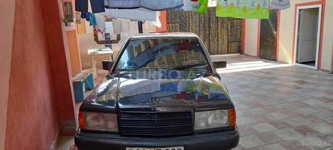 Mercedes 190 1993, 22,400 km - 2.0 л - Bakı