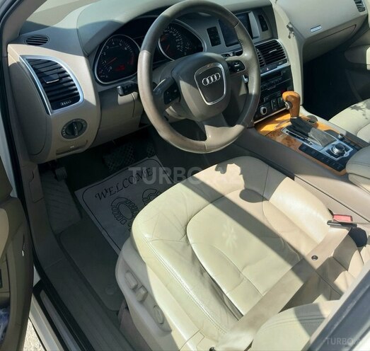 Audi Q7 2008, 190,000 km - 4.2 l - Tovuz