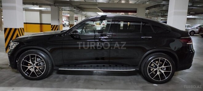 Mercedes GLC 200 4MATIC 2021, 2,850 km - 2.0 l - Bakı