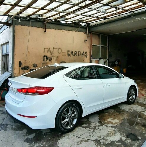 Hyundai Elantra 2017, 44,800 km - 2.0 l - Bakı