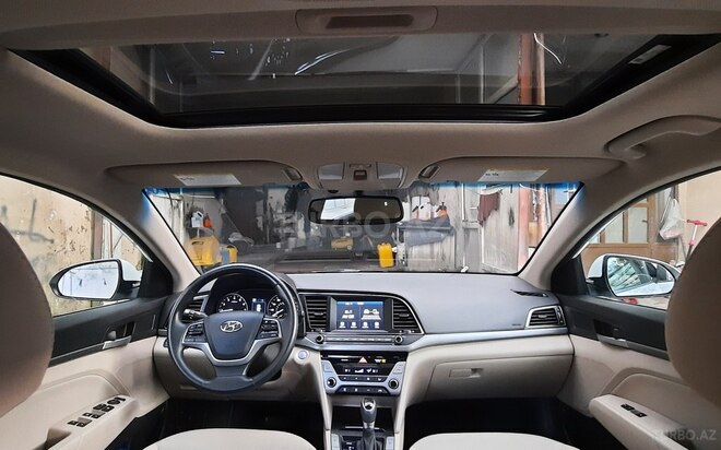 Hyundai Elantra 2017, 44,800 km - 2.0 l - Bakı