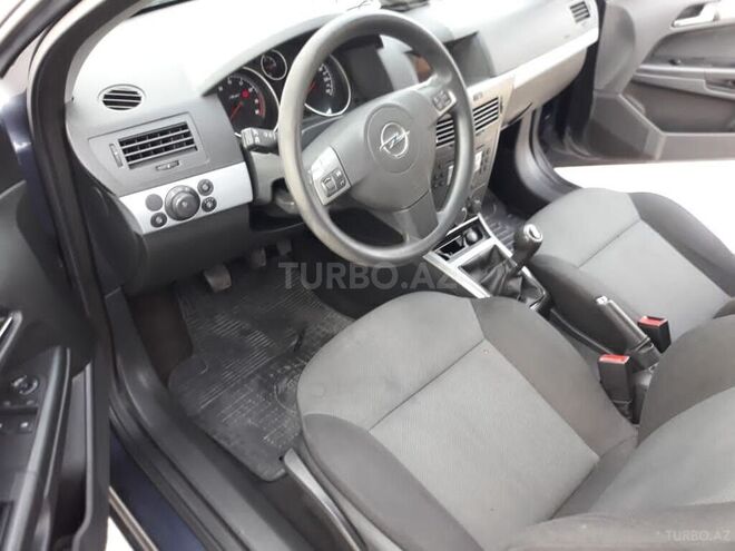 Opel Astra 2007, 178,000 km - 1.4 л - Bakı