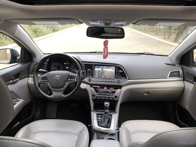 Hyundai Elantra 2017, 77,249 km - 2.0 l - Bakı