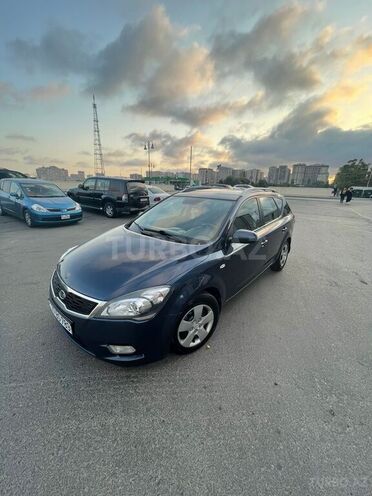 Kia Ceed 2012, 234,000 km - 1.6 l - Bakı