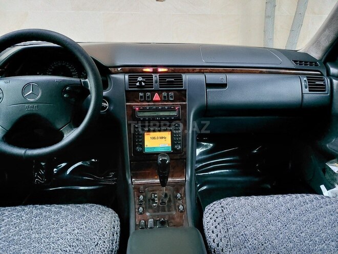 Mercedes E 240 2000, 277,000 km - 2.4 l - Bakı