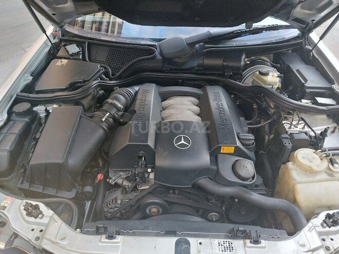 Mercedes E 240 2000, 277,000 km - 2.4 l - Bakı