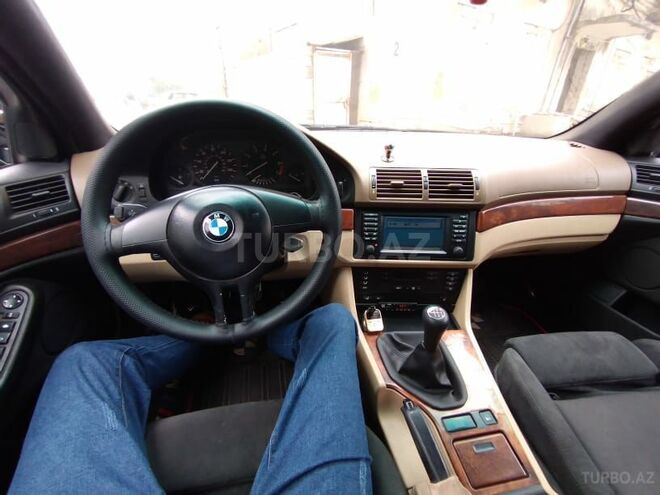 BMW 525 2002, 256,432 km - 2.5 l - Xırdalan