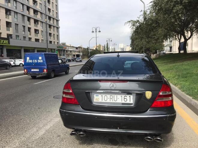Mercedes E 270 2002, 287,000 km - 2.7 l - Bakı