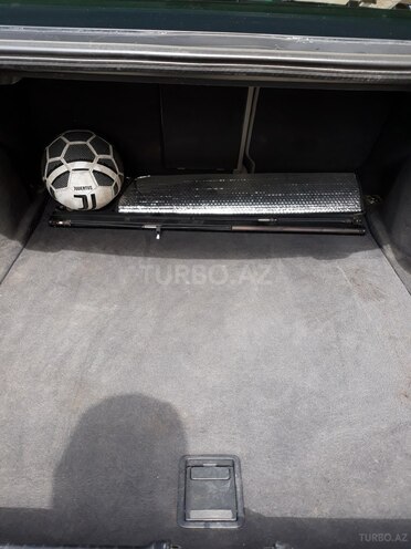 Mercedes E 270 2002, 287,000 km - 2.7 l - Bakı