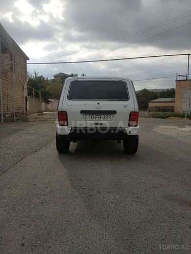 LADA (VAZ) Niva 2015, 81,000 km - 1.7 l - Şirvan