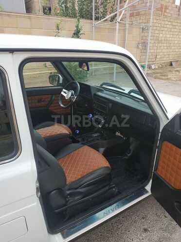 LADA (VAZ) Niva 2015, 81,000 km - 1.7 l - Şirvan