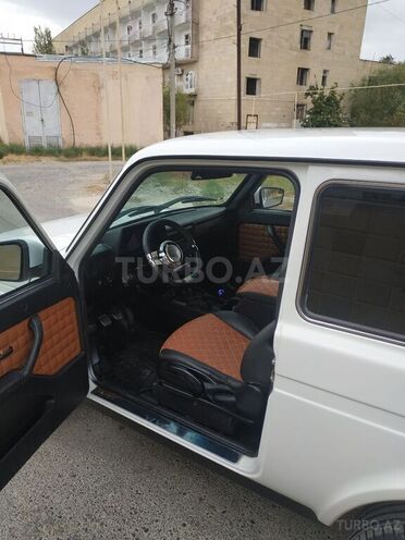 LADA (VAZ) Niva 2015, 81,000 km - 1.7 l - Şirvan