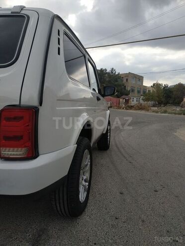 LADA (VAZ) Niva 2015, 81,000 km - 1.7 l - Şirvan