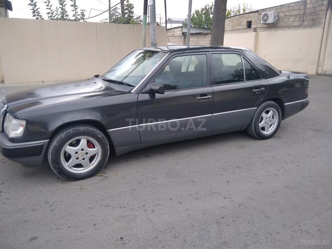 Mercedes E 200 1992, 350,000 km - 2.0 l - Bərdə