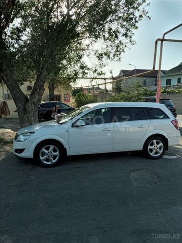Opel Astra 2010, 173,003 km - 1.4 l - Bakı