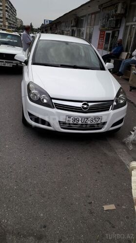 Opel Astra 2010, 173,003 km - 1.4 l - Bakı