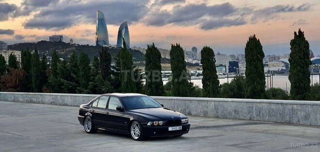 BMW 530 2001, 256,000 km - 3.0 l - Bakı