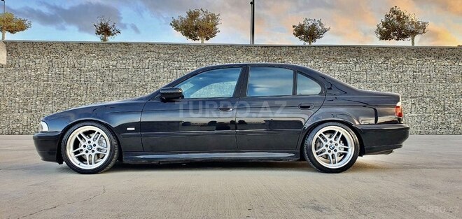 BMW 530 2001, 256,000 km - 3.0 l - Bakı