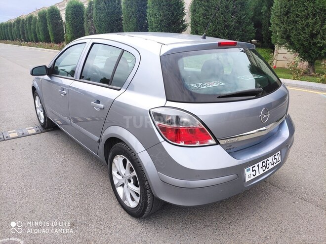 Opel Astra 2007, 140,000 km - 1.4 l - Gəncə