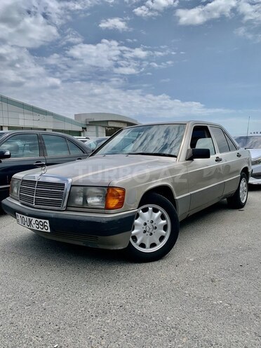Mercedes 190 1990, 400,000 km - 2.0 l - Bakı