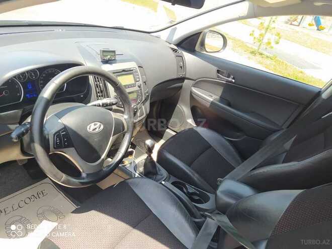 Hyundai i30 2010, 180,000 km - 2.0 l - Bakı