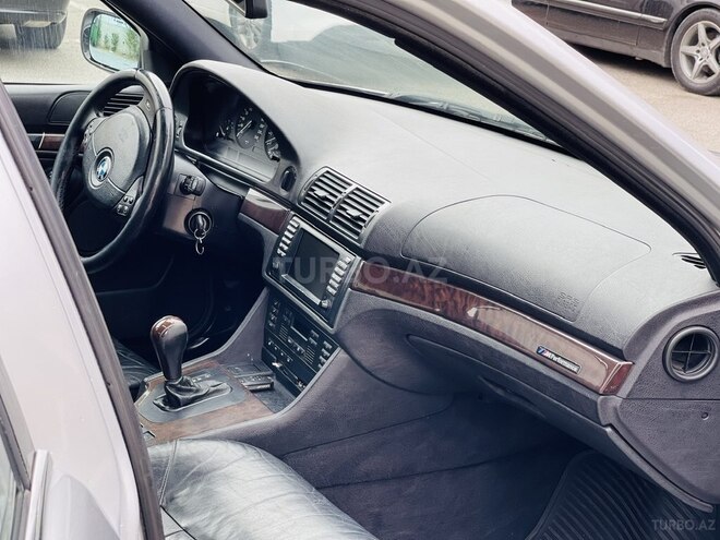 BMW 540 2002, 261,000 km - 4.4 l - Bakı