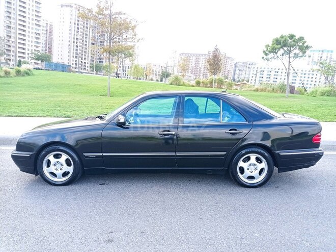 Mercedes E 240 2000, 355,000 km - 2.6 л - Bakı